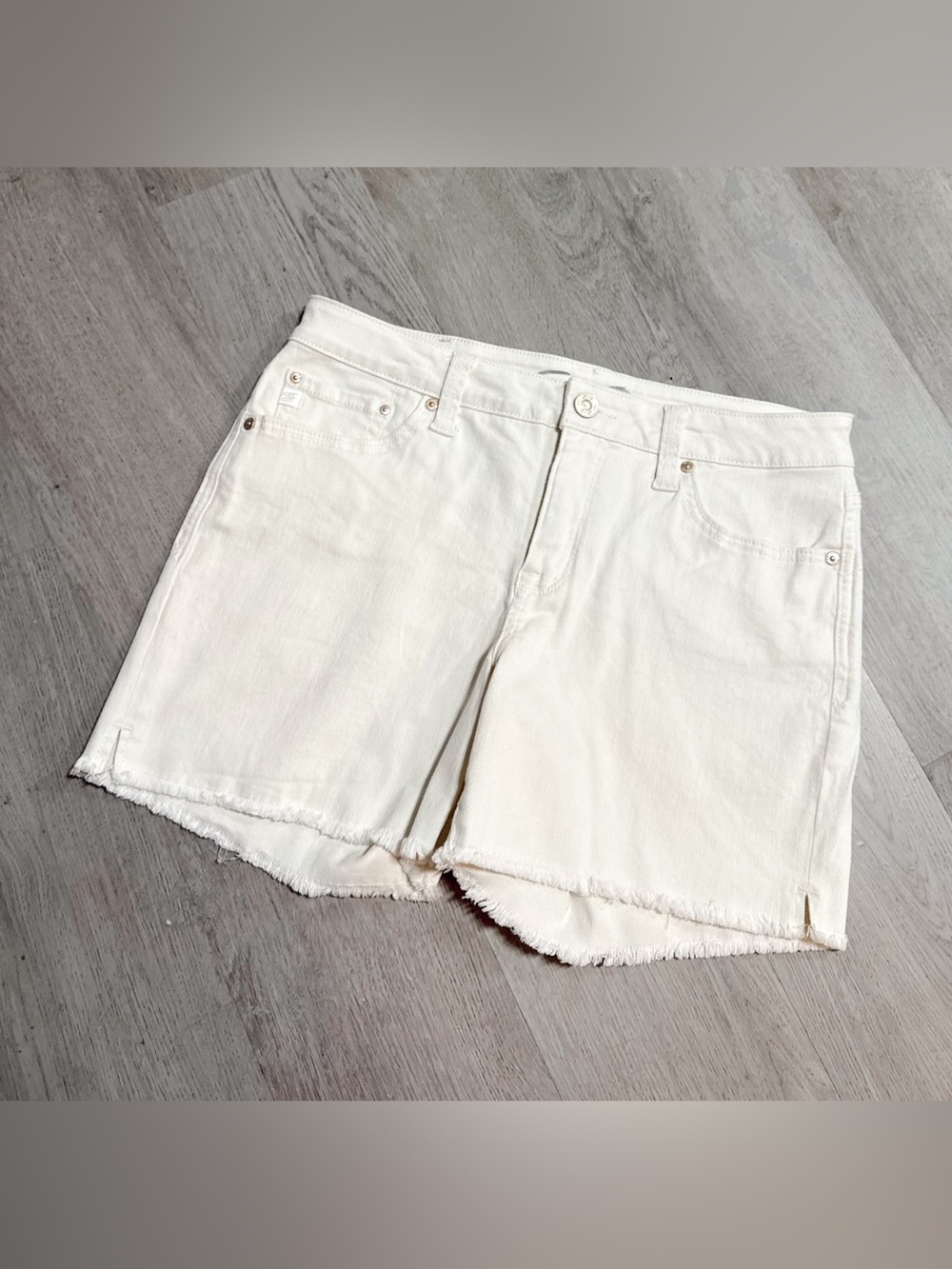 •SEVEN7• WEEKEND DENIM SHORTS